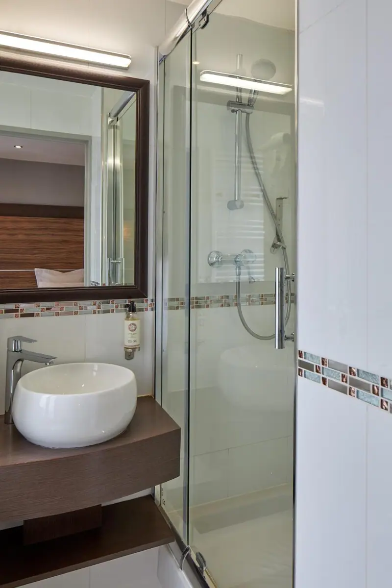 Hotel Apolonia Paris Montmartre; Sure Hotel Collection by Best Western, Paris, photo 5 of 68