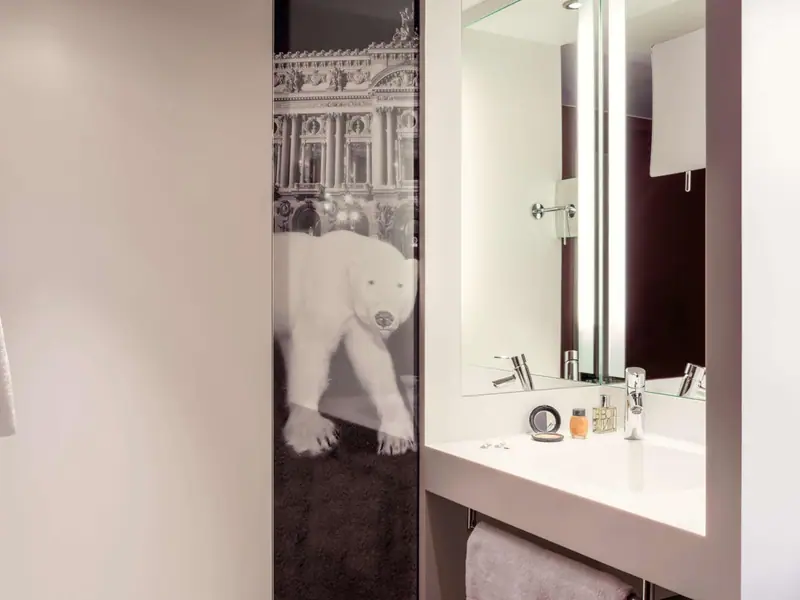 Bathroom at Mercure Paris Opera Louvre, Paris