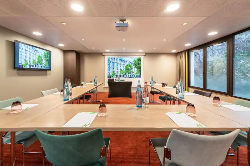 Holiday Inn Paris - Gare de Lyon Bastille by IHG, Paris, photo 4 of 69