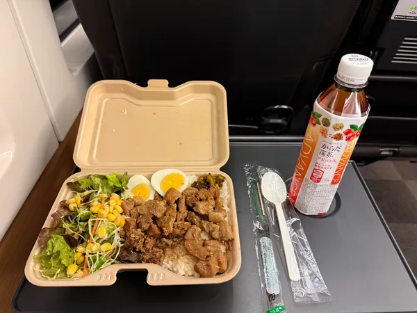 肉のまかない弁当 やまと