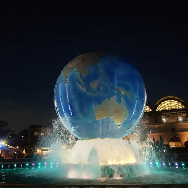 DisneySea Plaza & Park Entrance
