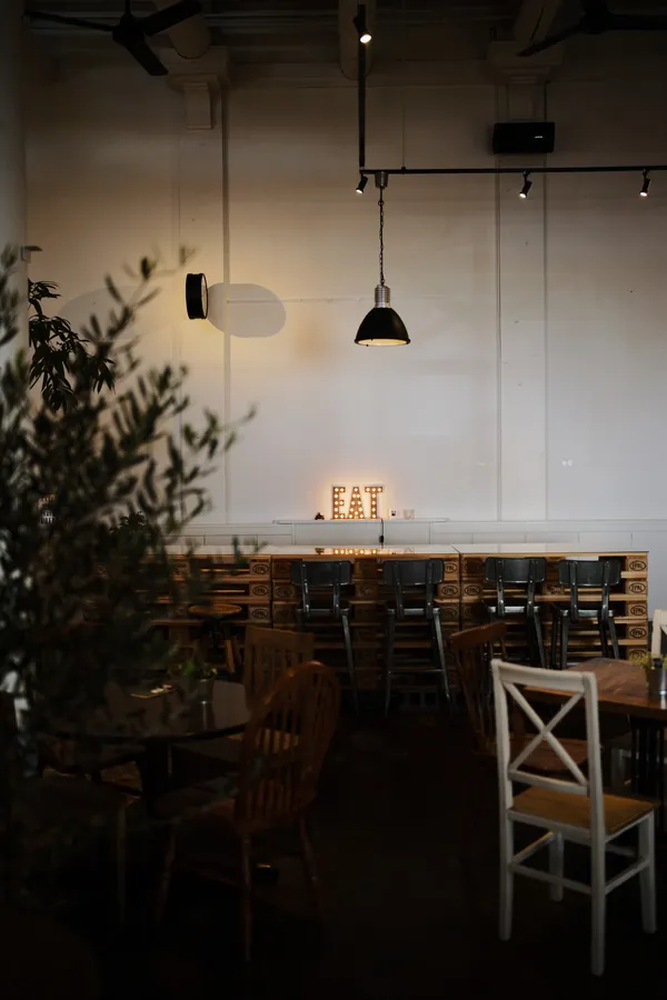 Lampstand coffee