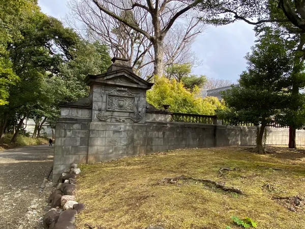 Kyū-Iwasaki-tei Gardens