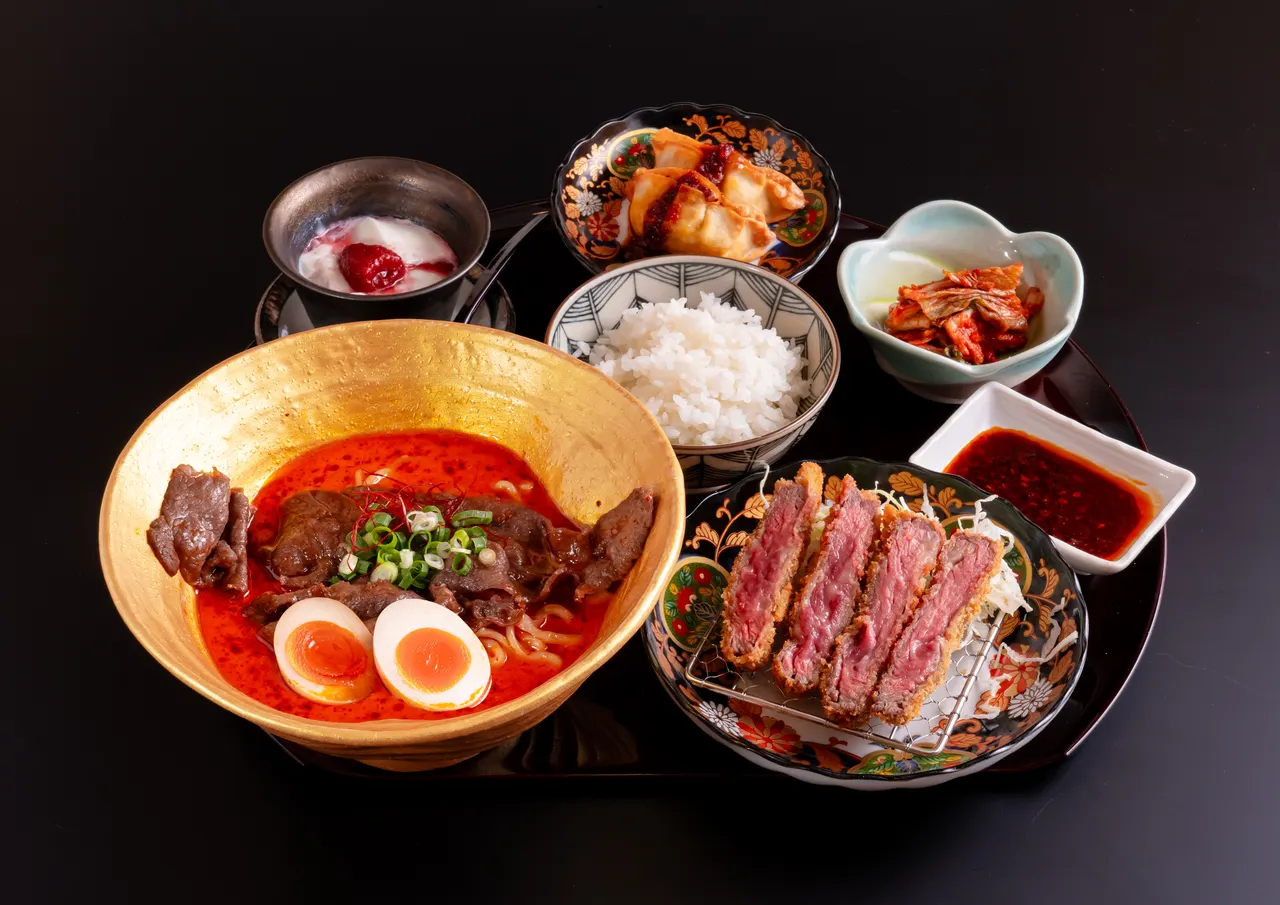 Halal Wagyu Ramen & Gyukatsu GYUMON Kaminarimon Tokyo Asakusa