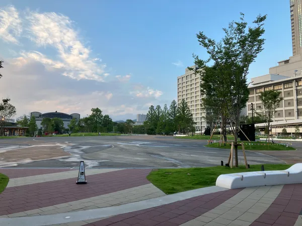 HIROSHIMA GATE PARK