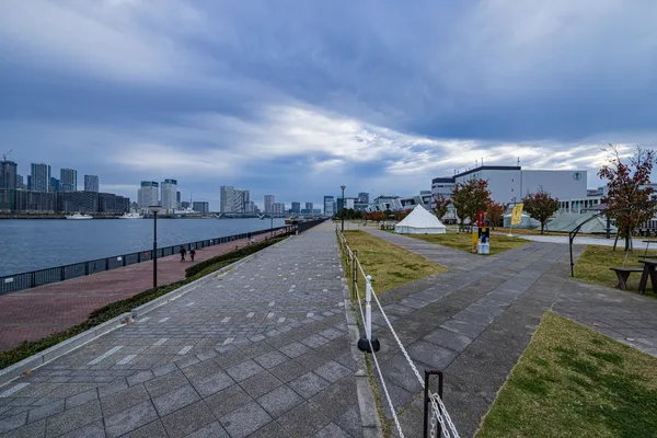 Toyosu Gururi Park (Fish Intermediate Wholesale Market Side)
