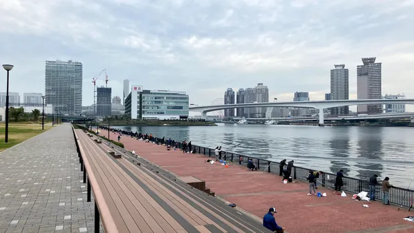Toyosu Gururi Park (Fish Intermediate Wholesale Market Side)