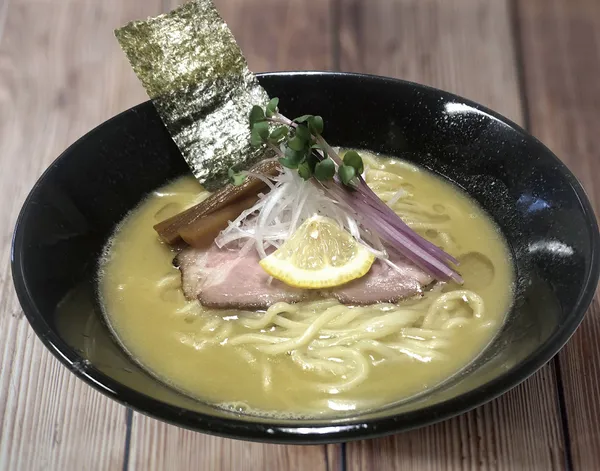 Ramen Oyster And Shell