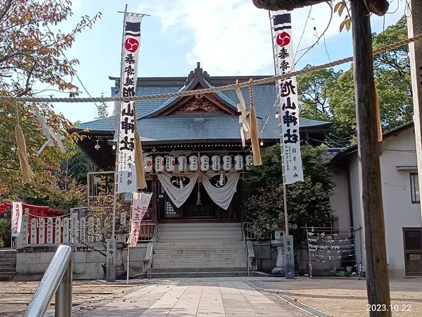 ズッコケ三人組のモニュメント(旭山神社)