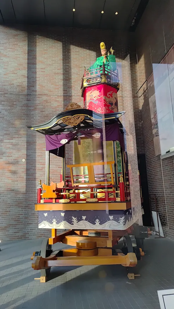 Hikawa festival car display