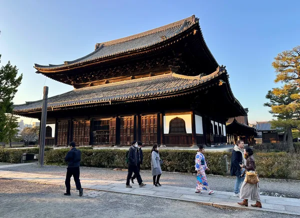 Nishi-Hanamikoji Street