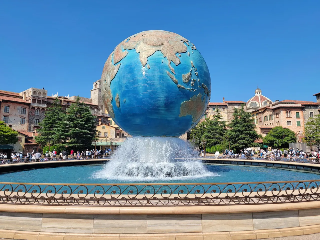 DisneySea AquaSphere