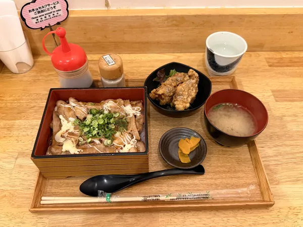 堺町キッチン 志庵