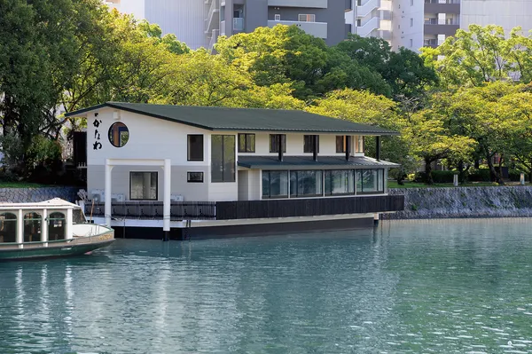 Oyster ship Kanawa