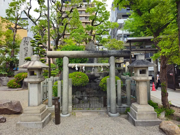 Namba Yasaka Jinja