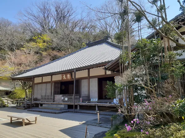 Meigetsu-in
