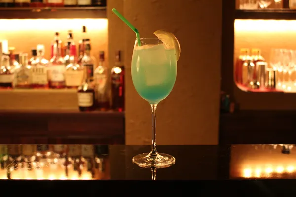 中央通 THE BAR
