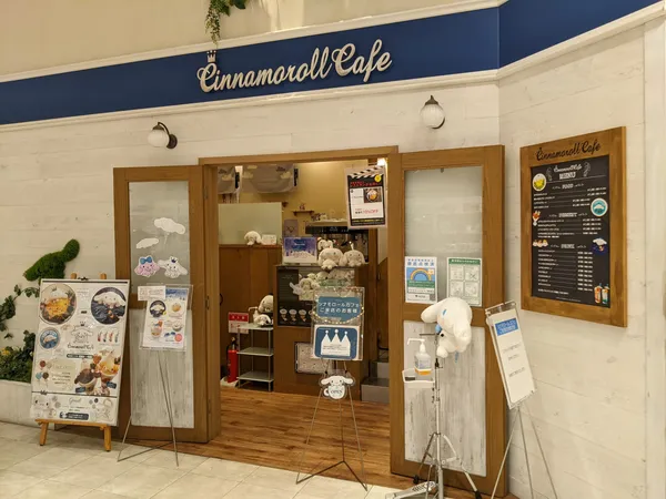 Cinnamoroll Cafe
