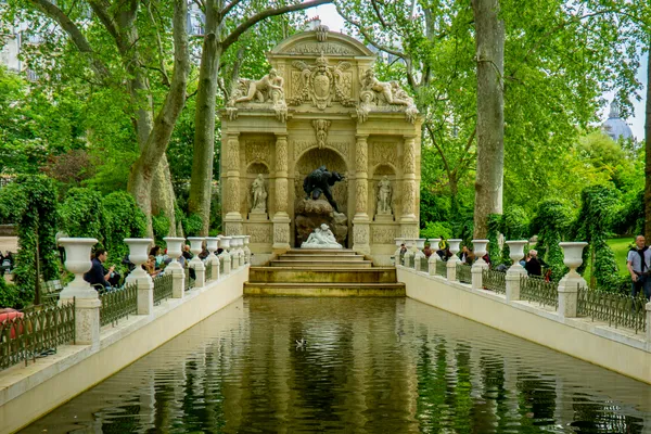 Medici Fountain