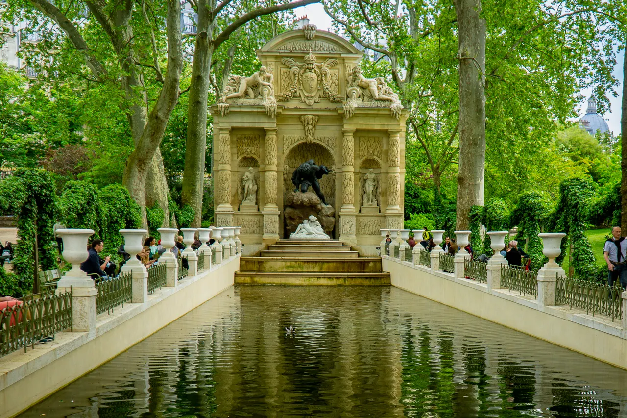 Medici Fountain