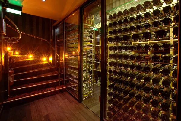 Le Speakeasy Paris, Festive Restaurant & Club, Night Club Discothèque, Boîte de Nuit, Piano Club & Live Music