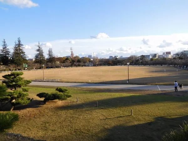 Sannomaru Square