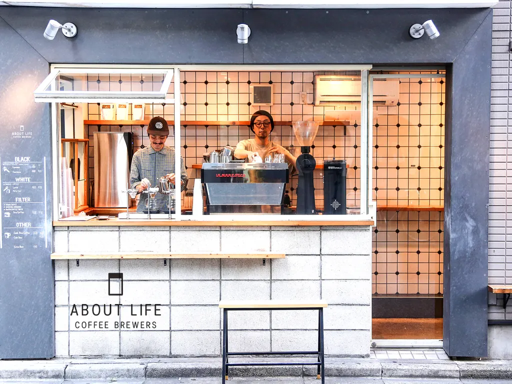 ABOUT LIFE COFFEE BREWERS