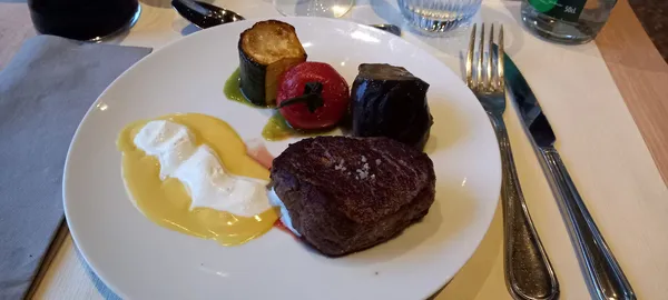 Café Barge Restaurant