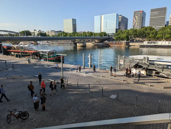Café Barge Restaurant