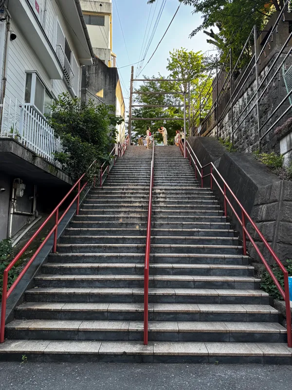 Kigen ni sen roku hyaku-nen kinen-sha hyō