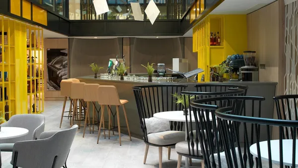 Kitchen & Bar @Gare de Lyon