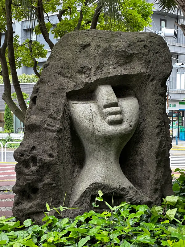 Moyai Statues