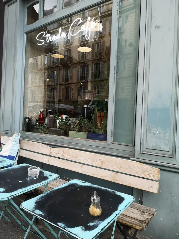 Strada Café