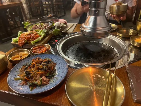 한우 Hanwoo Haussmann - Korean Barbecue