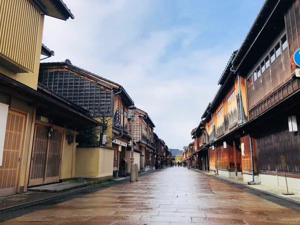 Higashi Chaya District