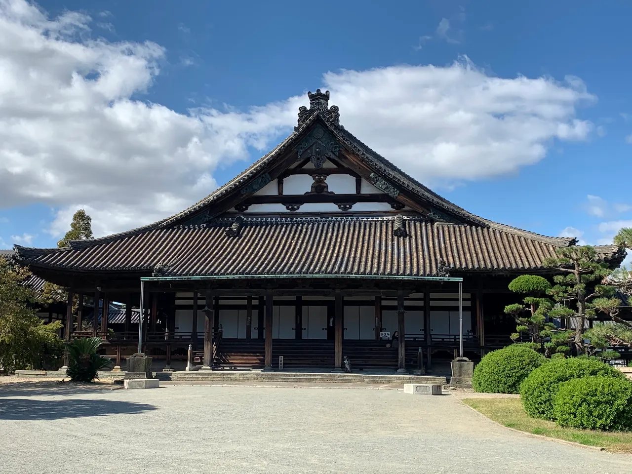 Kameyama Hontokuji temple