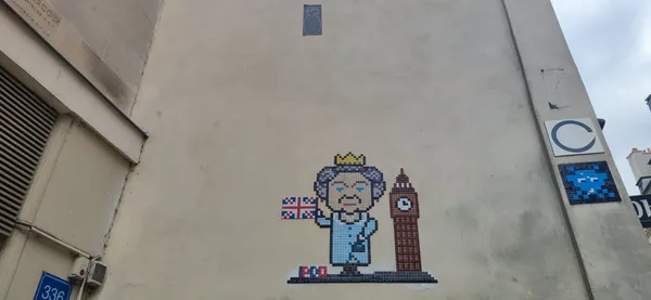 Queen Elizabeth 2 Mural