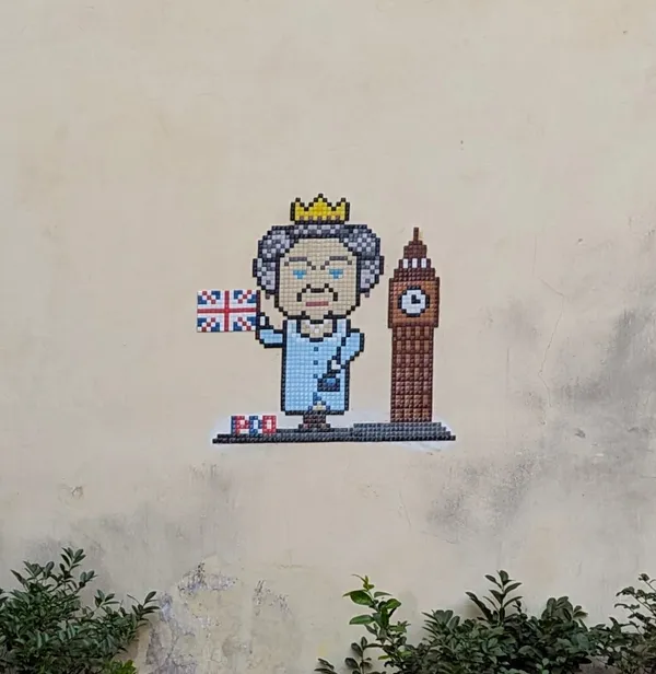 Queen Elizabeth 2 Mural